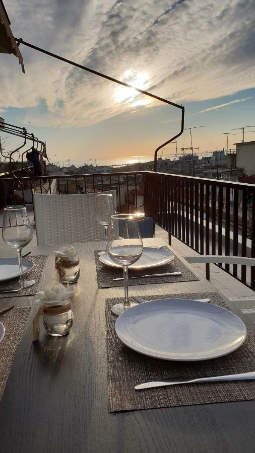 Seaview Deluxe Apartments เทสซาโลนิกิ ภายนอก รูปภาพ